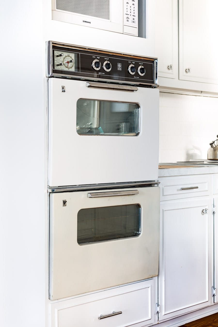 New Oven & Kitchen Appliances