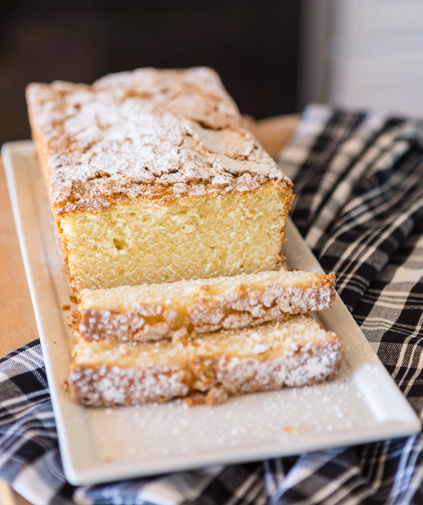 Old-Fashioned Lemon Pound Cake Recipe That Is Better Than Grandma’s