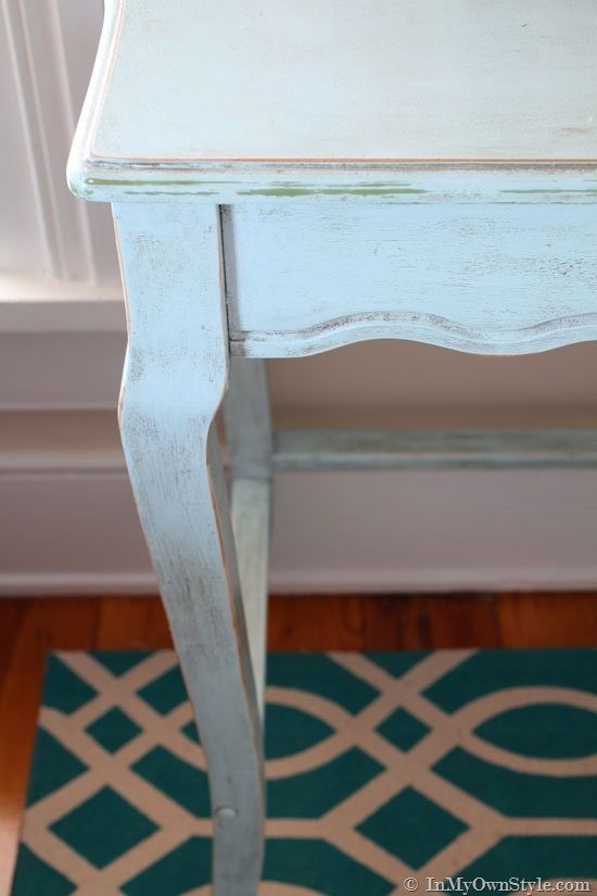 DIY-chalk-paint-furniture-makeovers