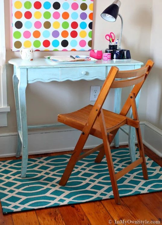 Chalk Paint a Desk to Create a Home Office