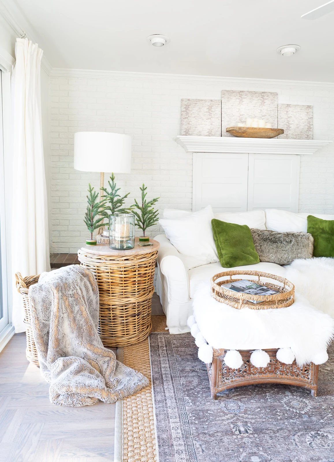 A Softer Way to Decorate a Living Room for Winter