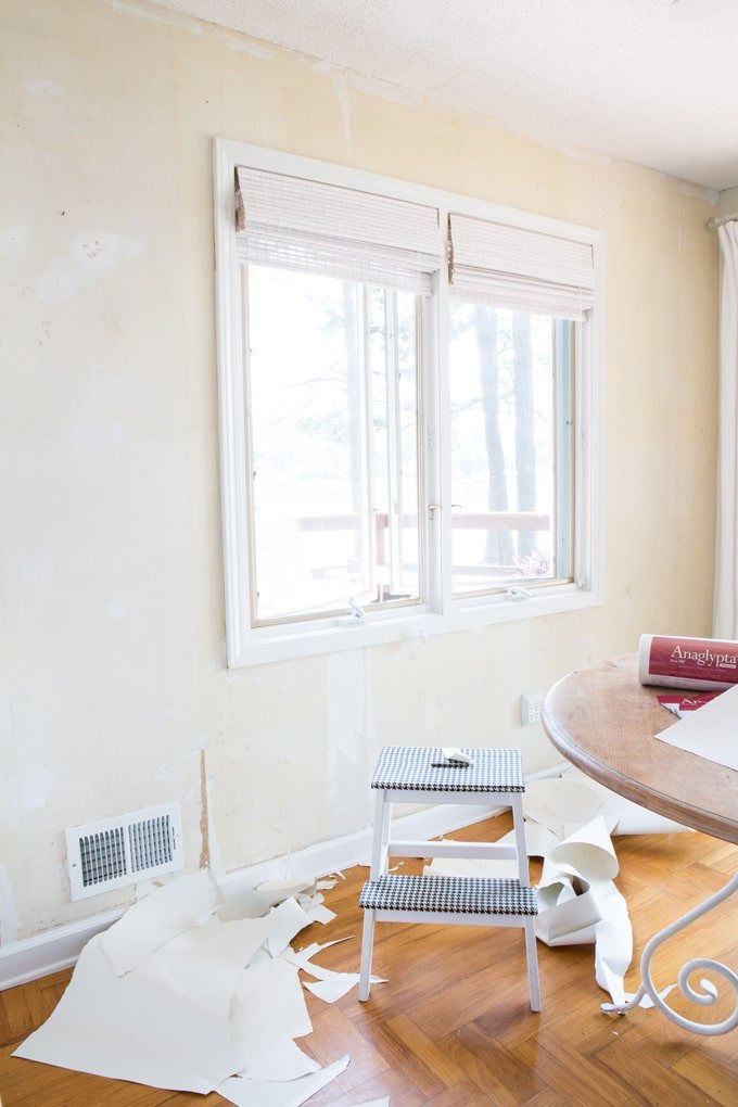 How to hide a damaged wall surface