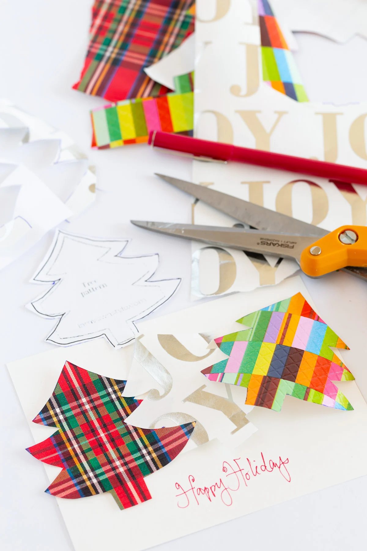Almost Free DIY Christmas Cards That are Fun & Easy to Make
