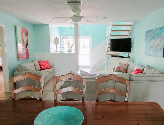 AM-Living-room-looking-to-the-front-of-the-house