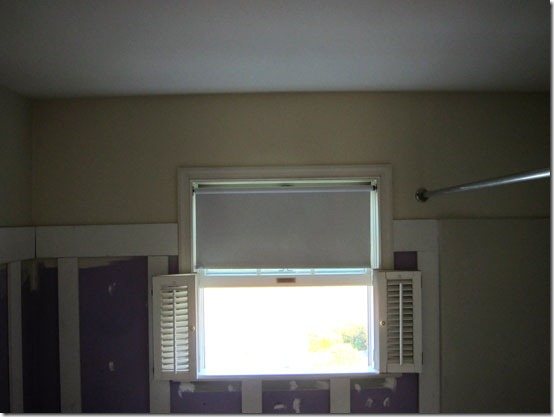 Small-bathroom-window-befor