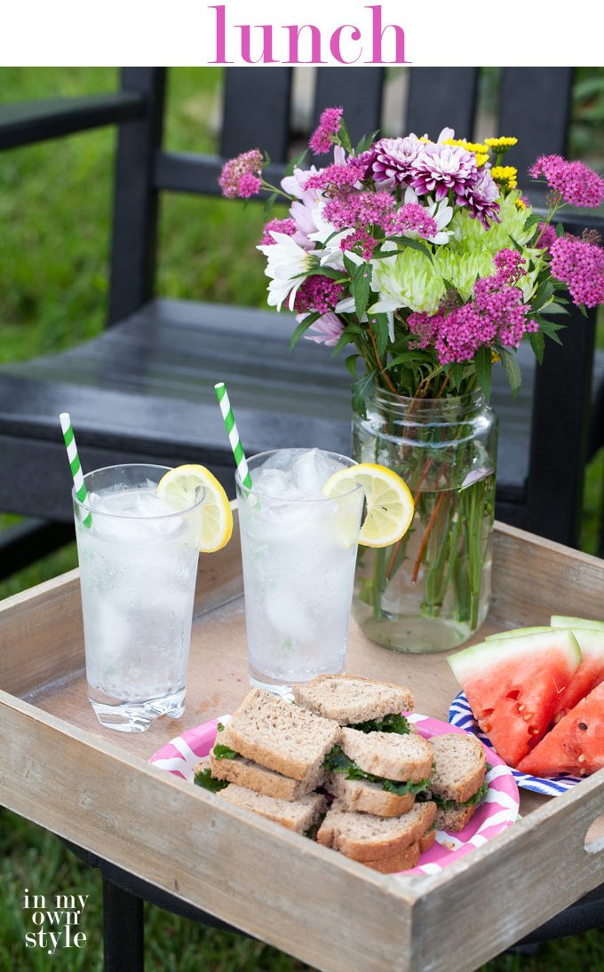 Outdoor ideas for eating lunch outside