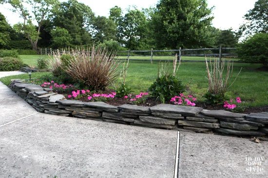 Steps-needed-to-build-a-stone-garden-wall