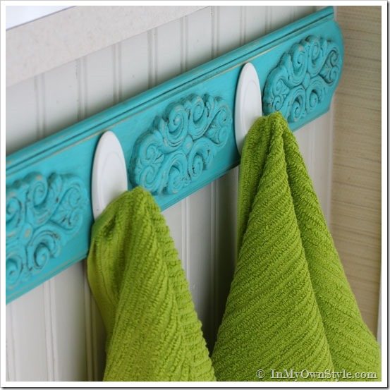 Towel-Rack-With-Terrrace-Hooks