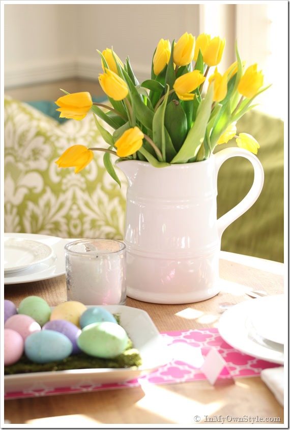 Chalk-Paint-Plastic-Easter-Eggs