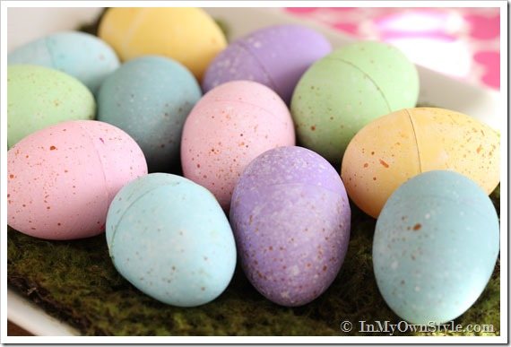 Chalk-Painted-Easter-Egg-Tutorial