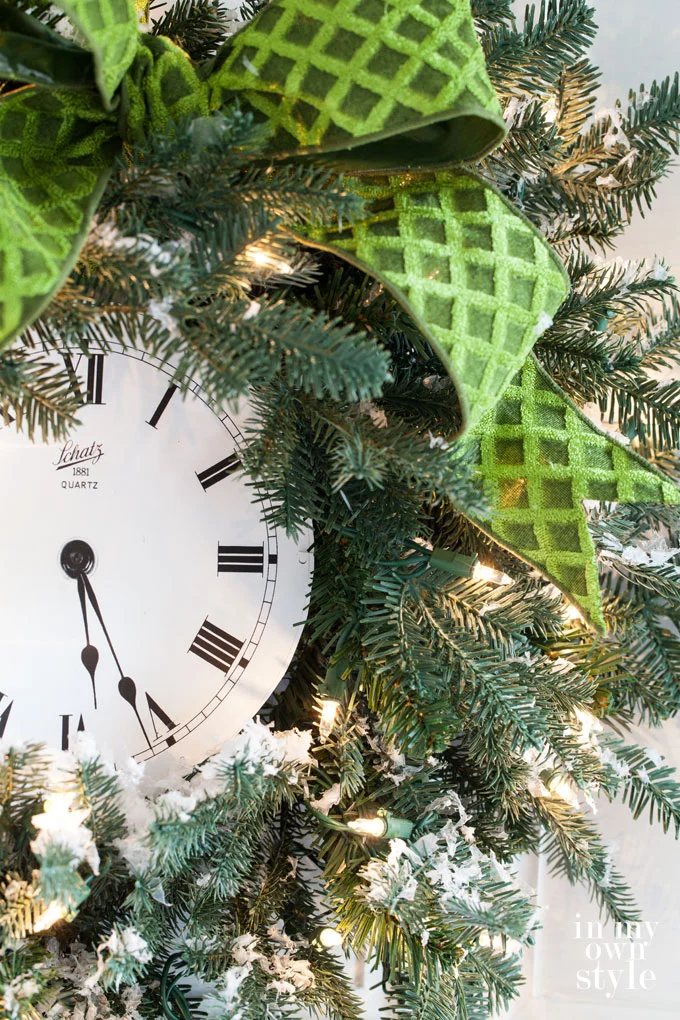 Clock Wreath & Free Printables