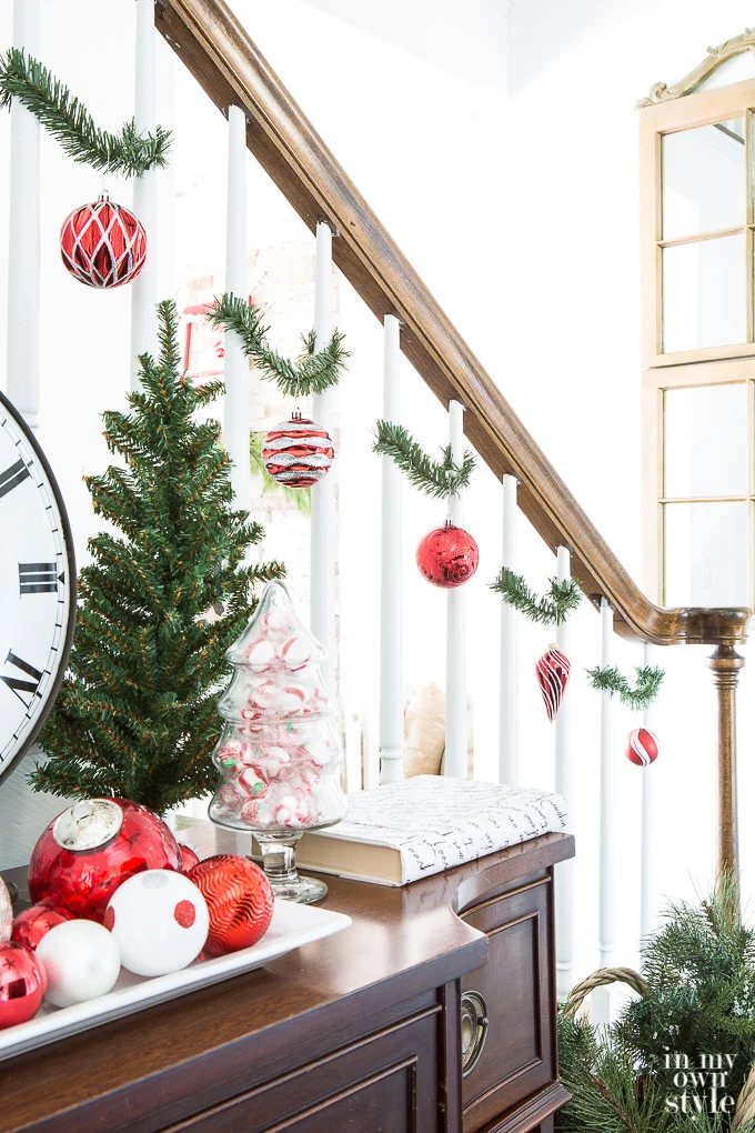 Creative ways to decorate a staircase for Christmas.
