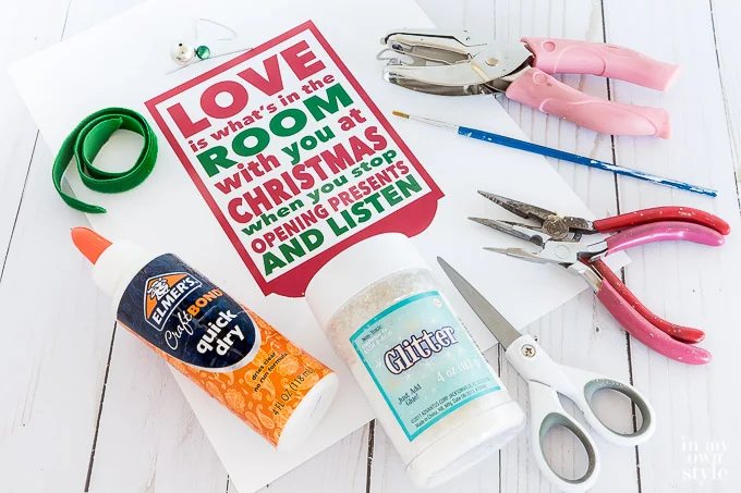 Christmas Free Printable Door Knob Hanger Decoration