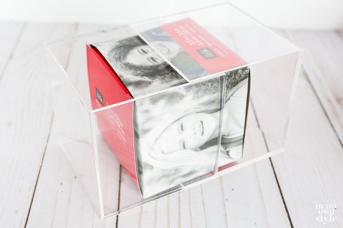 How to open an acrylic photo cube.