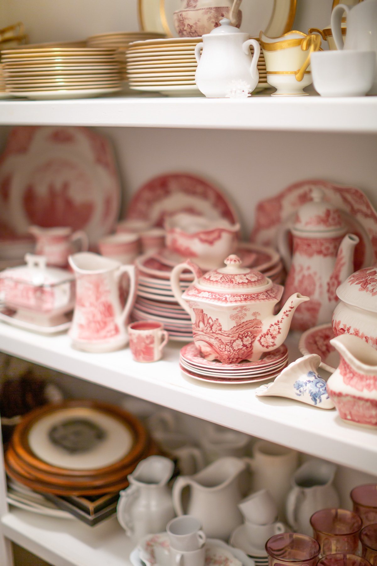 China on china closet shelves
