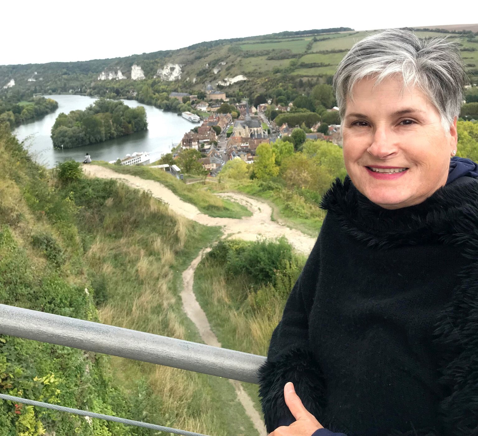 Blogger Oducu on a vacation in France