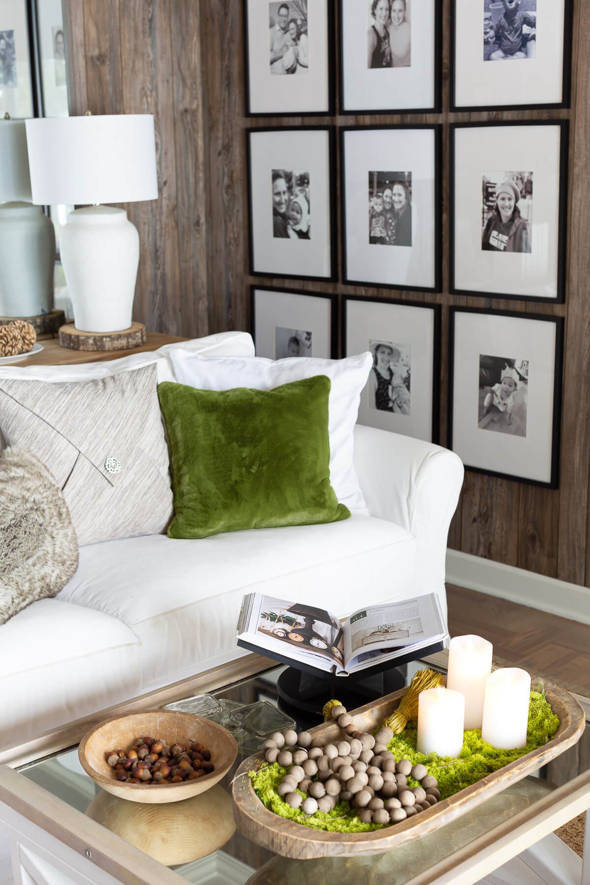 Cozy living room colors for fall decor