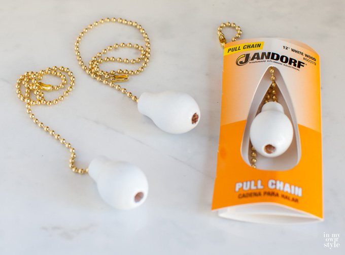 White-ceiling-fan-pulls