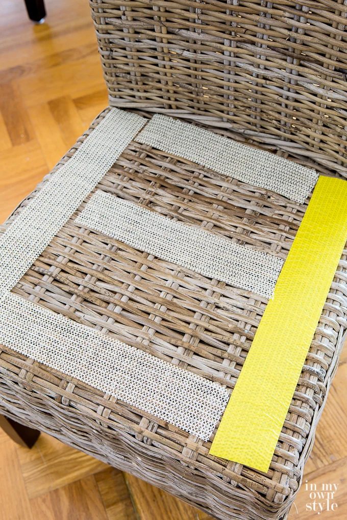 How to attach a chair cushion without using ties.