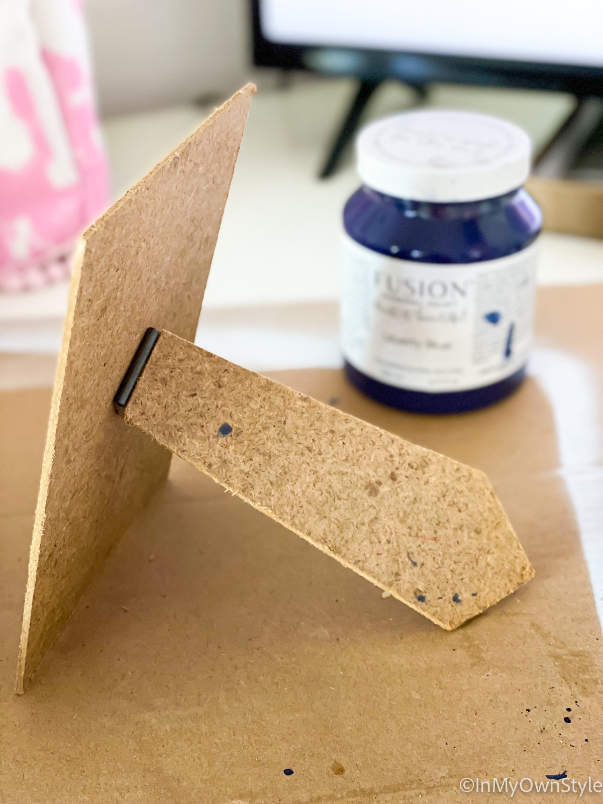 pressed wood picture frame easel