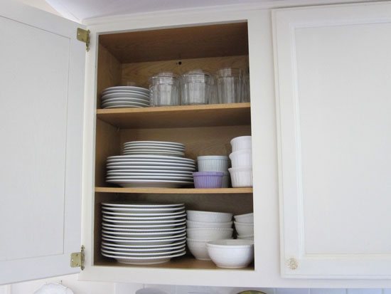 Kitchen Cabinet Painting Tutorial