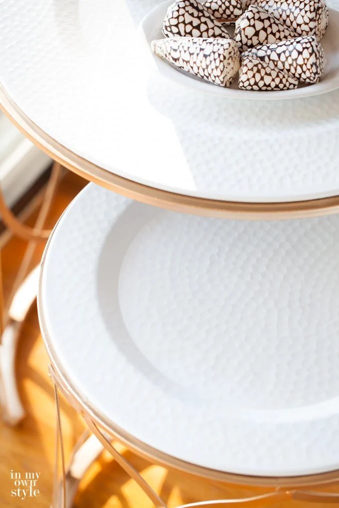 How-to-spray-paint-a-metal-table