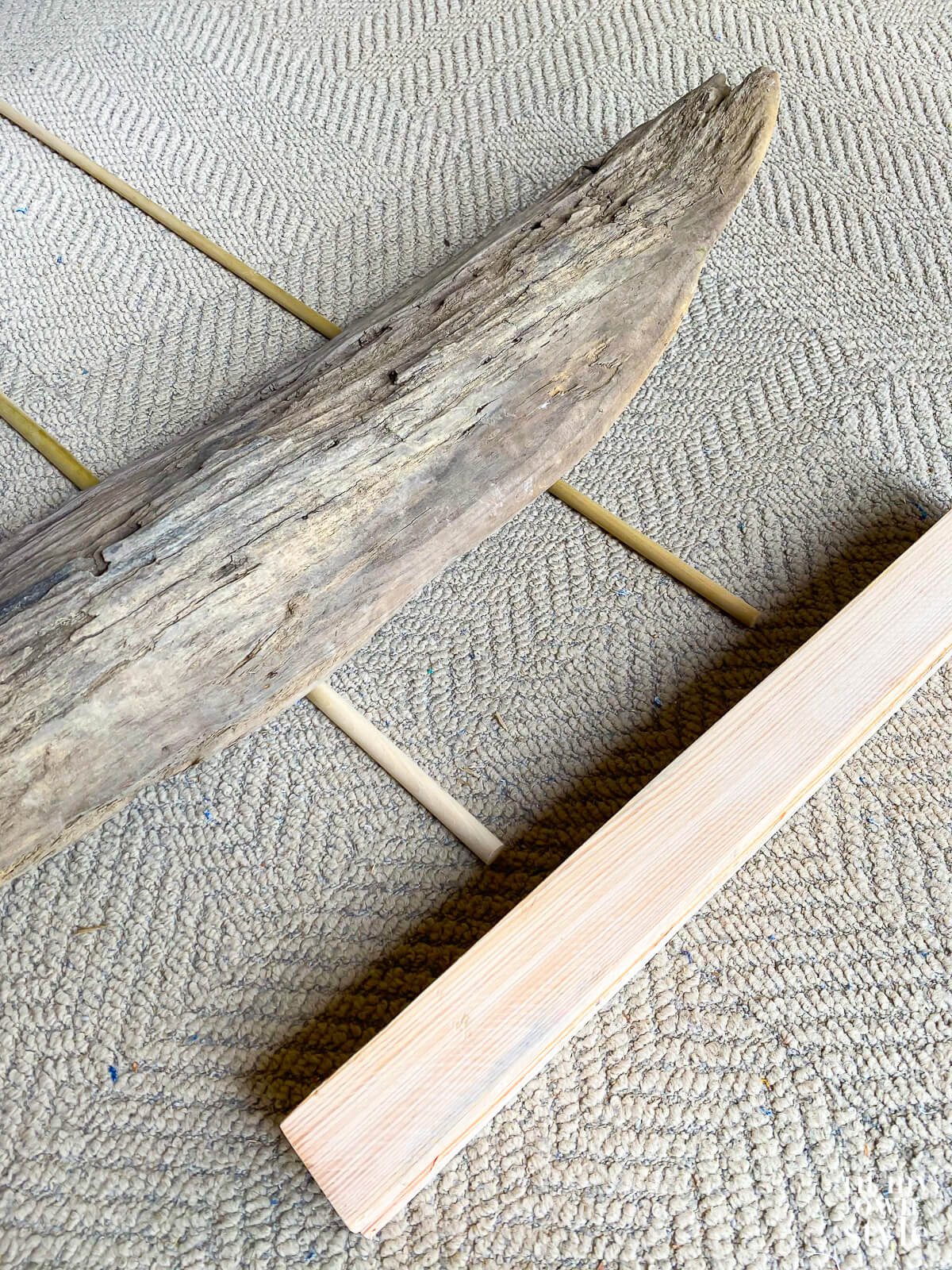 how to arrange wood to make a tabletop modern art stand