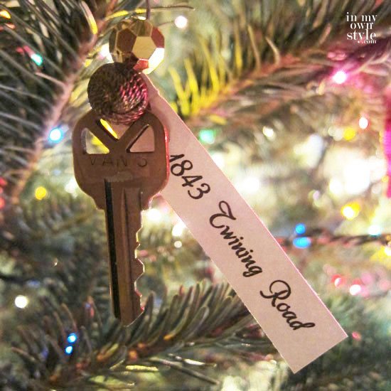 Ornament-made-from-House-Keys