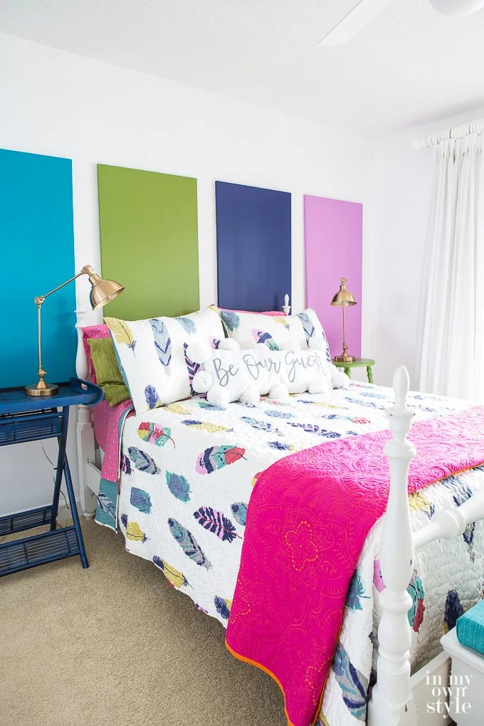 Colorful bedroom ideas for girls