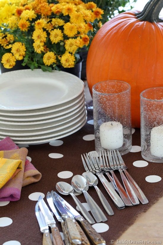 Fall Table Setting Idea: Burlap and Polka Dot Table Runner