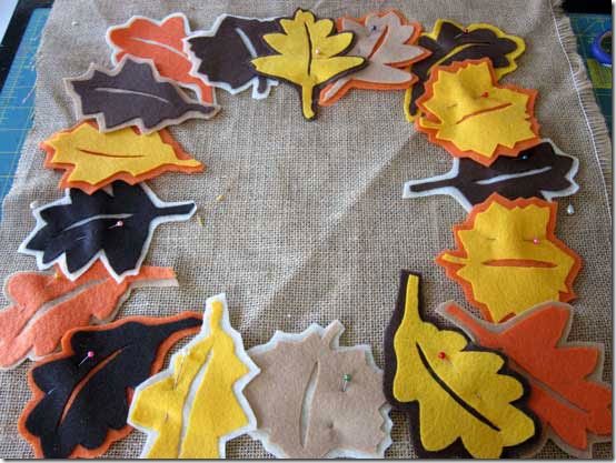 Burlap and felt pillow tutorial