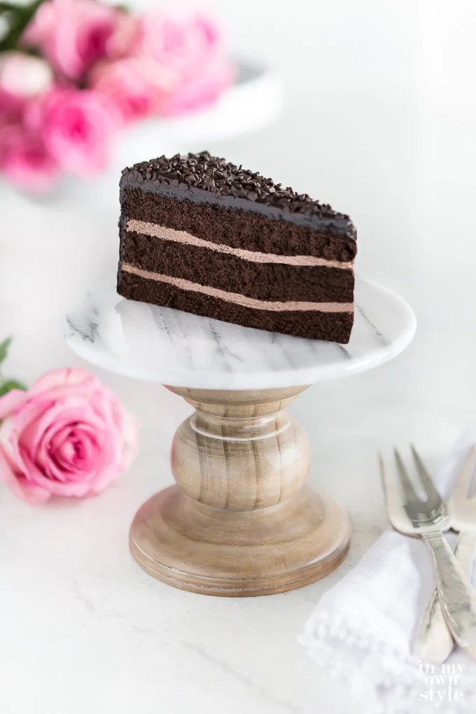 Wood-and-Marble-Cake-pedestal-to-make.