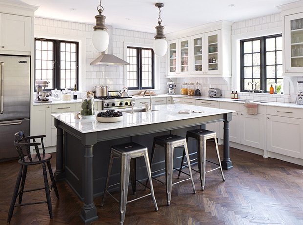 Classic White kitchen