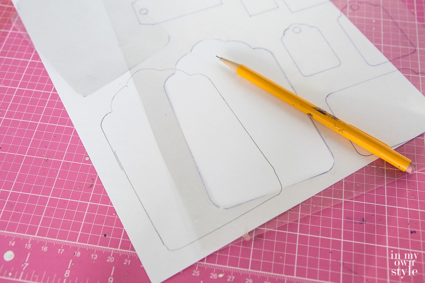 Free printable gift tag template to cut out