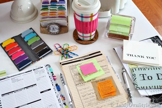 Desk-Organizing-Ideas