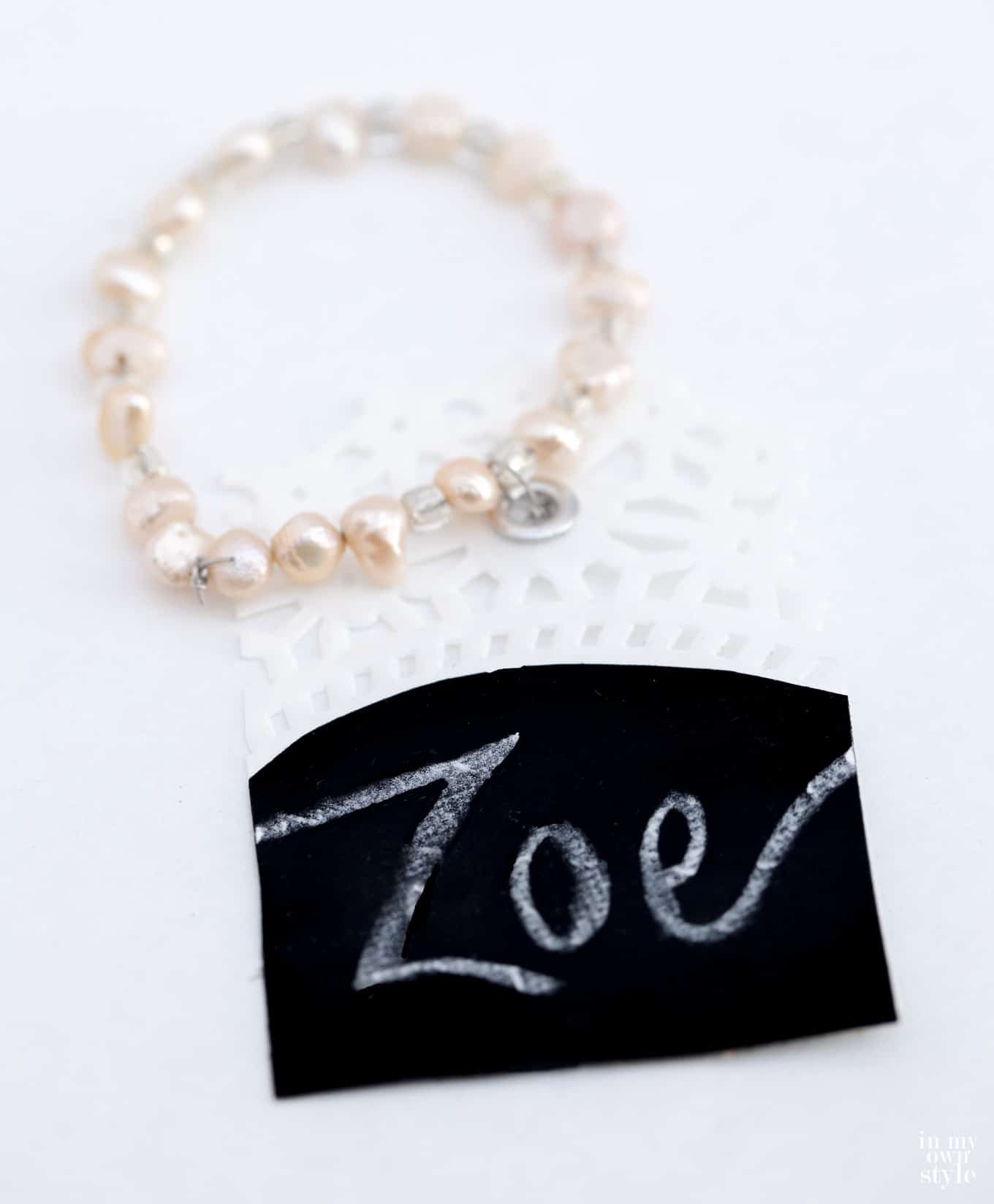 Doily-gift-tags-to-make