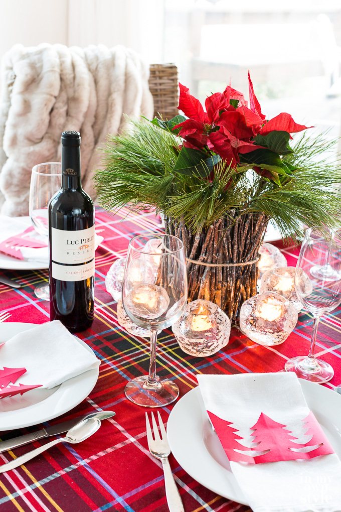 Christmas-Plaid-Table-setting idea