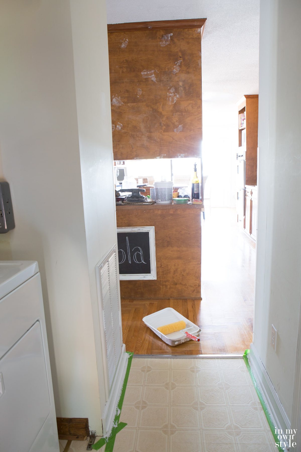 how to paint stained trim and baseboard-painting-tips