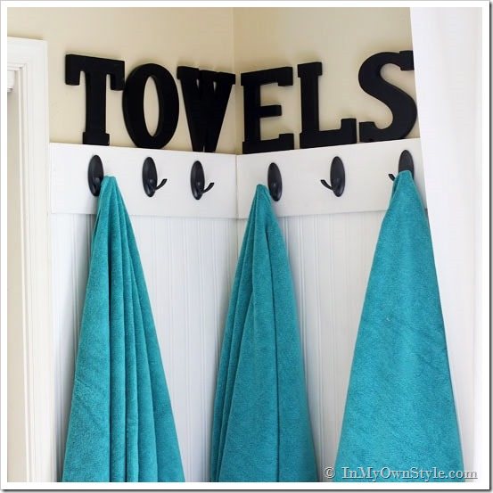 Guest Room Decorating Ideas: Towel Wall