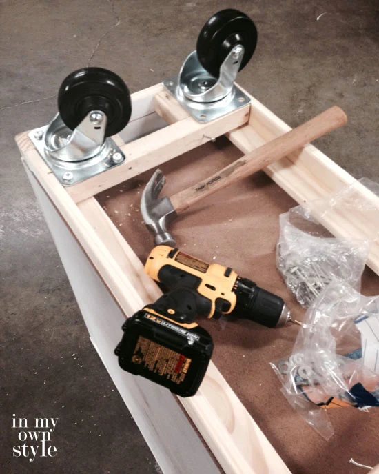 BHG-Makeover-Madness-IKEA-Hack016