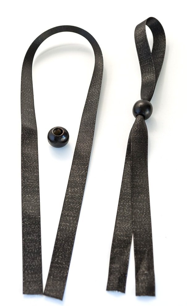 how-to-make-a-ribbon-hanger-for-a-tassel