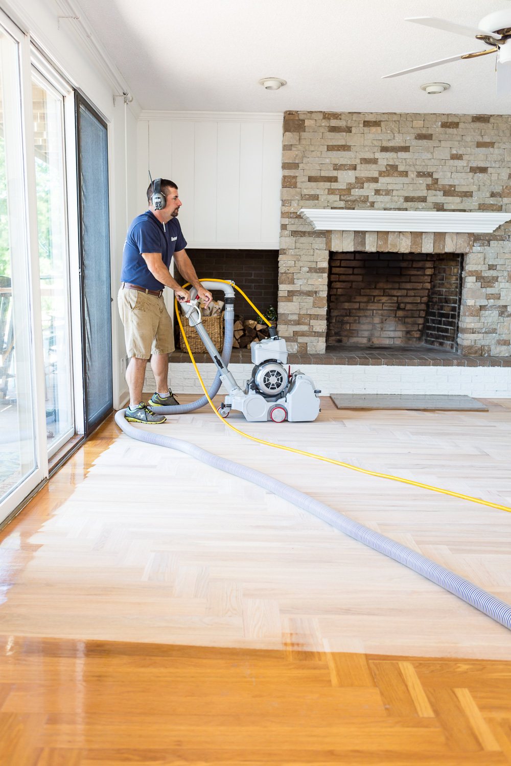 Hardwood Floor REFINISH Treatment