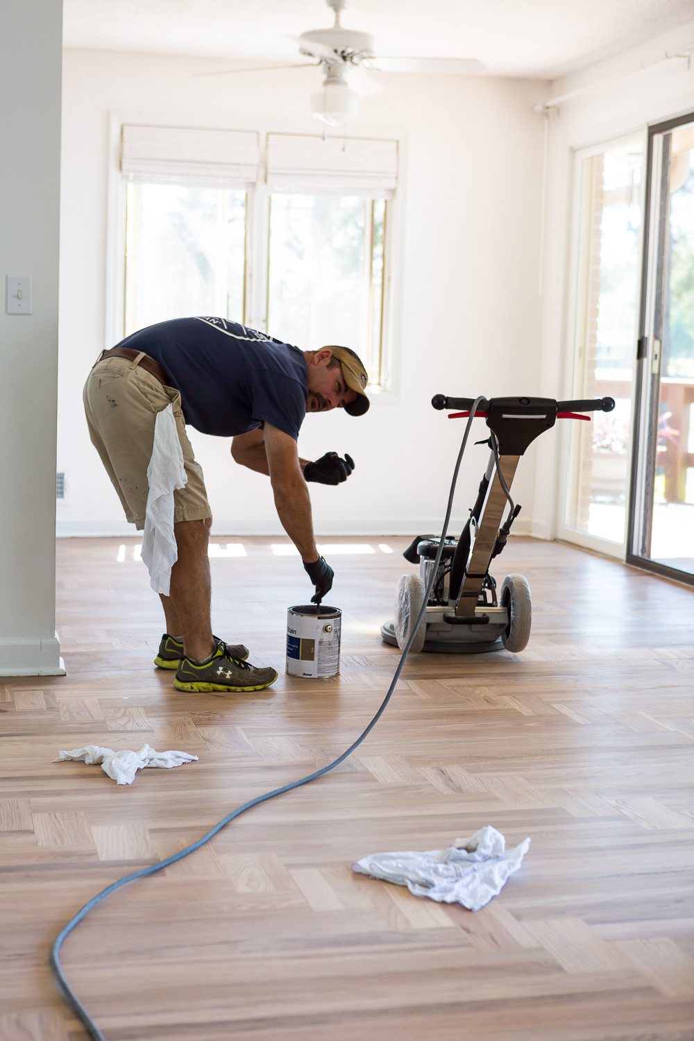 Bona floor refinishing professional staining a hardwood floor