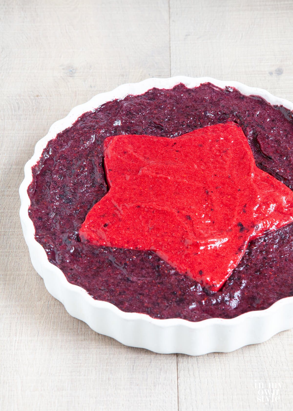 Healthy Plant Based Dessert Banana Berry Crunch Pie recipe