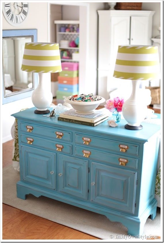Decorating-Ideas-for-the-Family-Room