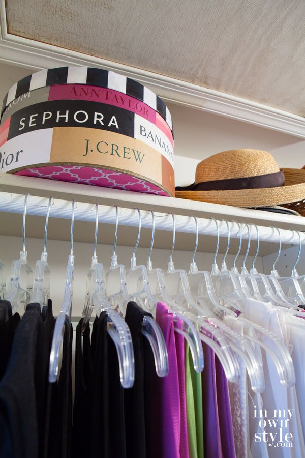 Closet-Storage-using-Hatboxes