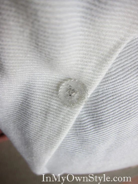 Twist pin for slipcovers