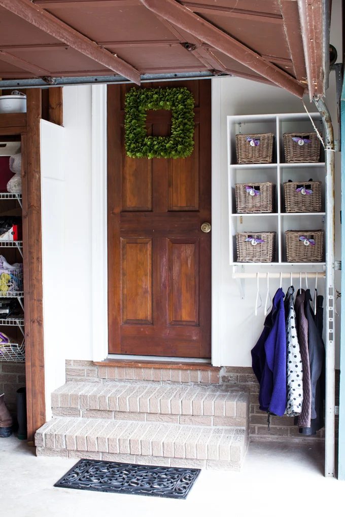 How to Create a Mini Mudroom