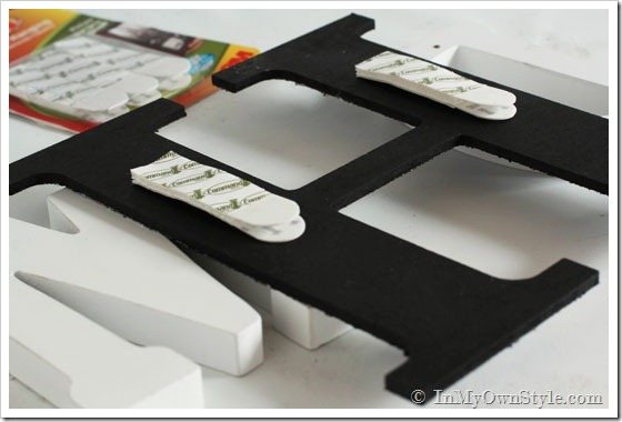 How to hang wall gallery art and frames using Command Brand strips.