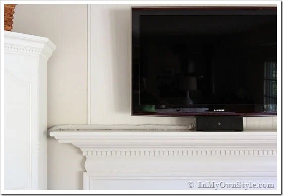 How to cover-Wall mounted TV-cords and wires
